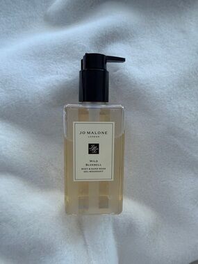 Jo Malone Wild Bluebell Hand & Body Wash